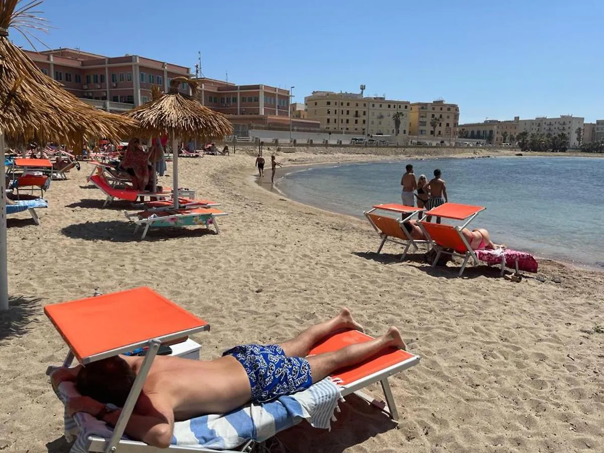 Immaculate 3-Bed Apartment In Trapani Sicily