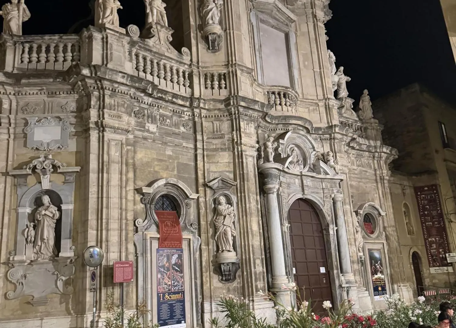 Immaculate 3-Bed Apartment In Trapani Sicily Italy